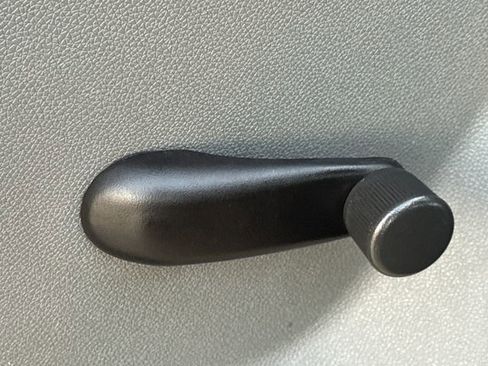 Used 2010 Chevrolet Silverado 1500 W/T w/ LS Package image 18