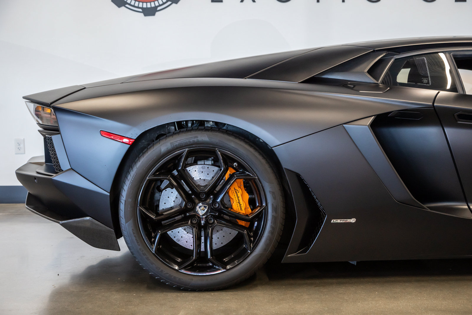Used 2012 Lamborghini Aventador LP 700-4 AWD/4WD image 13