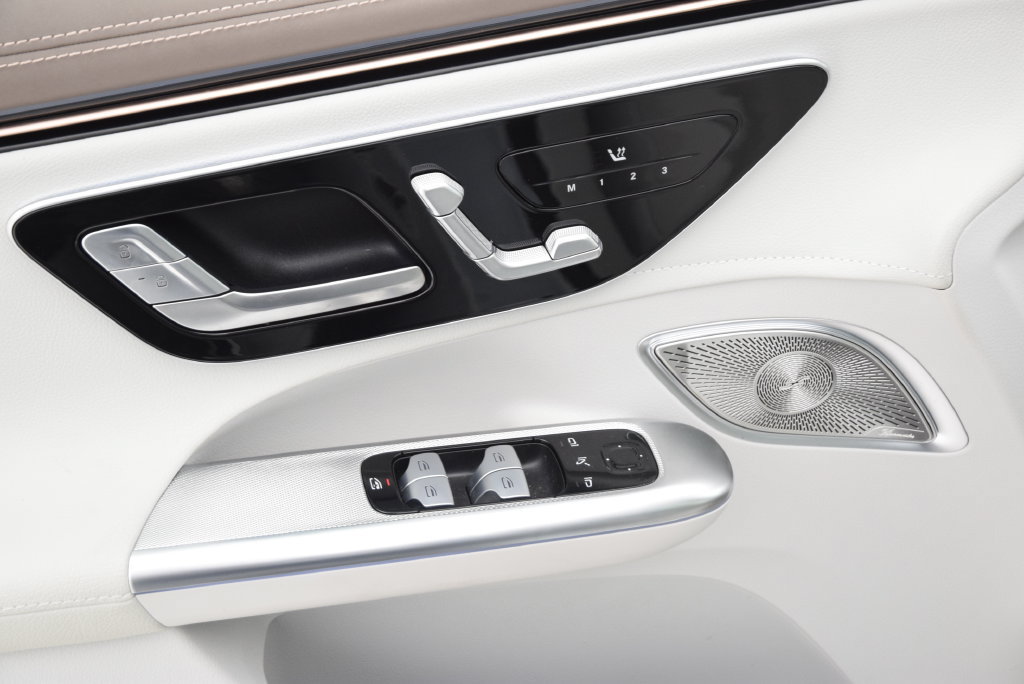 Certified 2023 Mercedes-Benz EQE 350+ SUV image 22