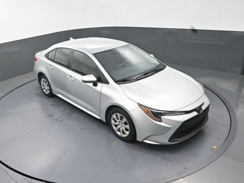 Used 2024 Toyota Corolla LE FWD image 23