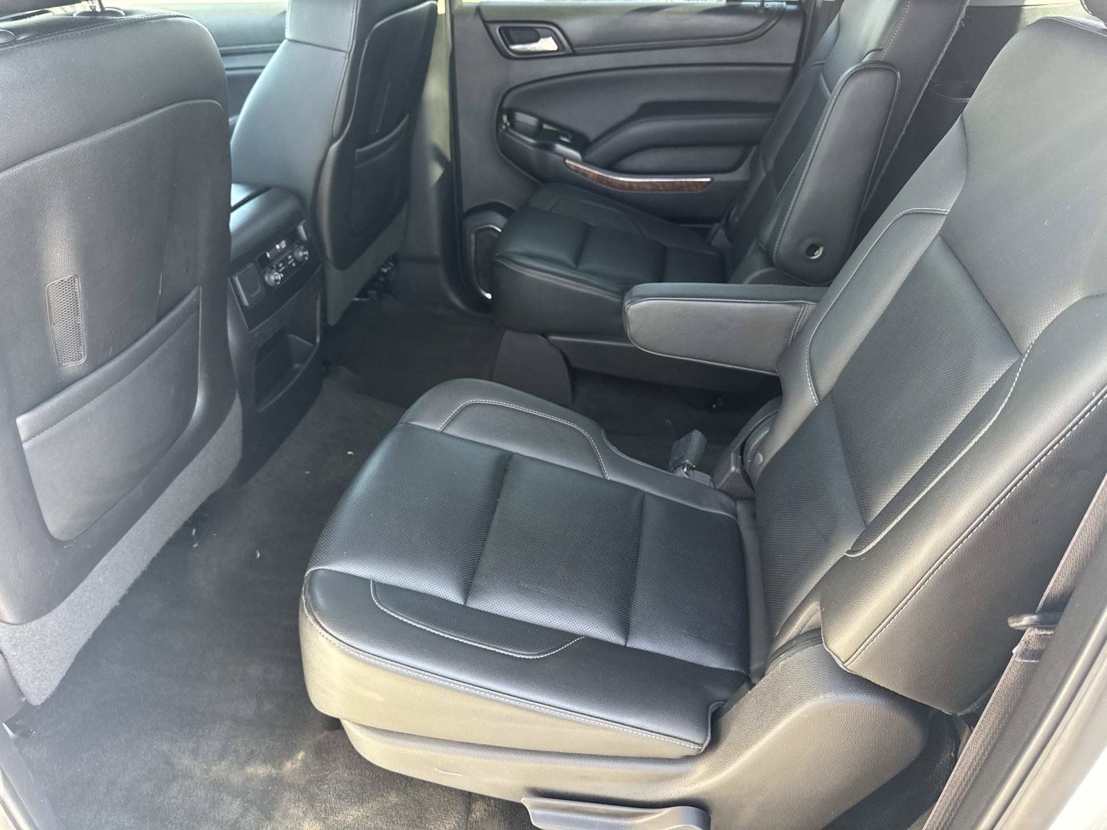 Used 2016 Chevrolet Suburban LTZ RWD image 27