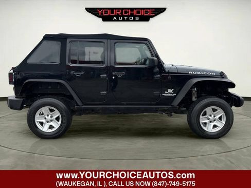 Used 2015 Jeep Wrangler Unlimited Rubicon w/ Dual Top Group AWD/4WD image 6