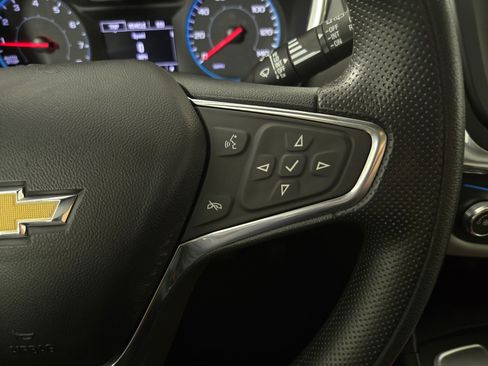 Used 2020 Chevrolet Equinox LS w/ LS Convenience Package FWD image 15