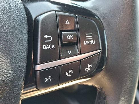 Certified 2022 Ford Escape SE w/ SE Sport Appearance Package image 23