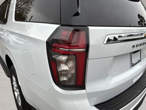 Used 2024 Chevrolet Suburban LT image 36