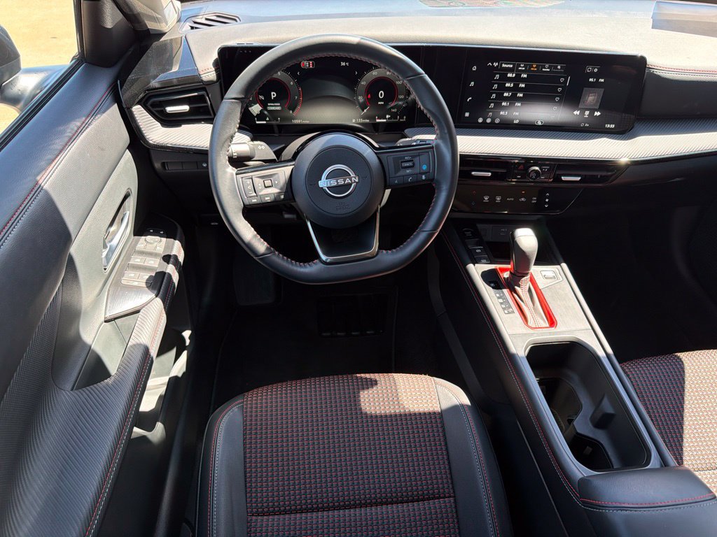 Used 2026 Nissan Kicks SR FWD image 22