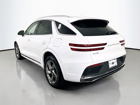 New 2026 Genesis GV70 2.5T Advanced AWD/4WD image 7