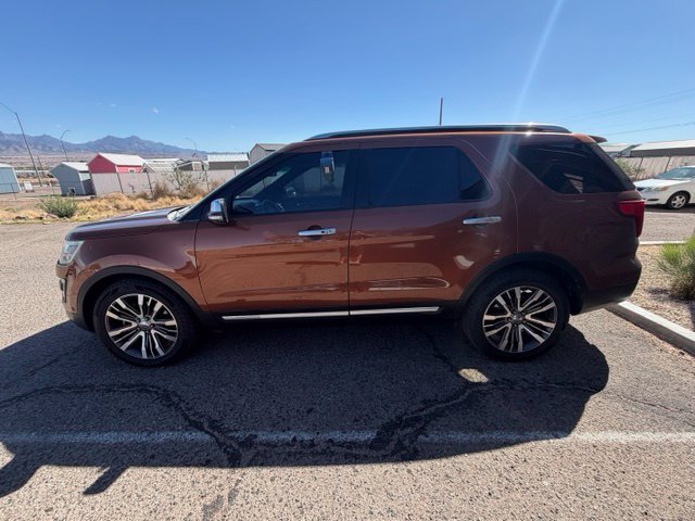 Used 2017 Ford Explorer Platinum AWD/4WD image 7