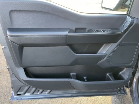 Used 2023 Ford F150 XL w/ Trailer Tow Package image 9