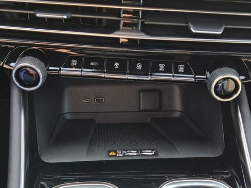 New 2026 Chevrolet Traverse LT w/ Enhanced Driving Package image 20