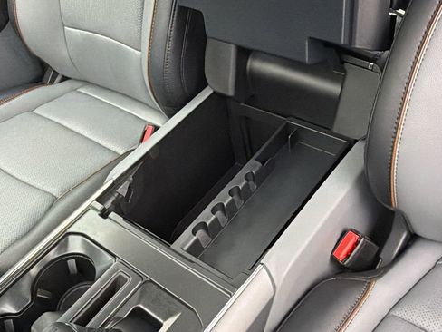 Used 2025 Ford F150 Lariat w/ Equipment Group 502A High image 26