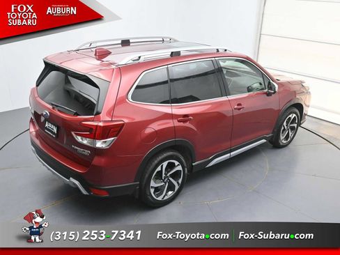 Used 2023 Subaru Forester Touring AWD/4WD image 30