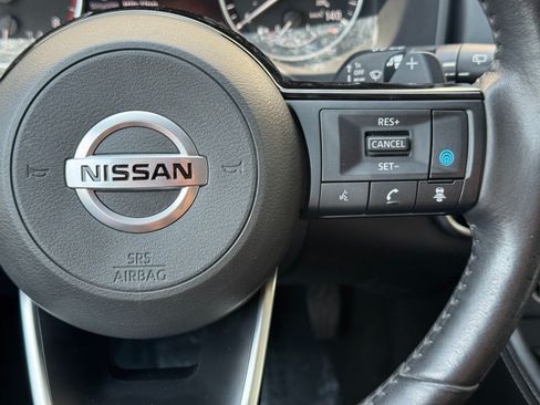 Used 2021 Nissan Rogue SL FWD image 20