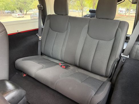 Used 2016 Jeep Wrangler Sport w/ Dual Top Group AWD/4WD image 17