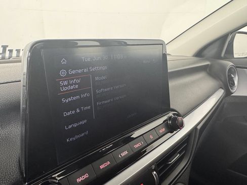 Used 2024 Kia Forte LXS FWD image 19