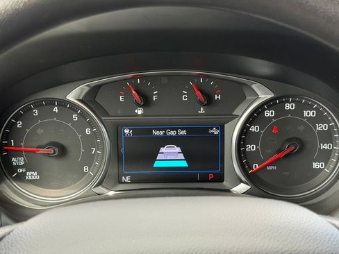 Used 2023 GMC Terrain SLE w/ Elevation Edition AWD/4WD image 16