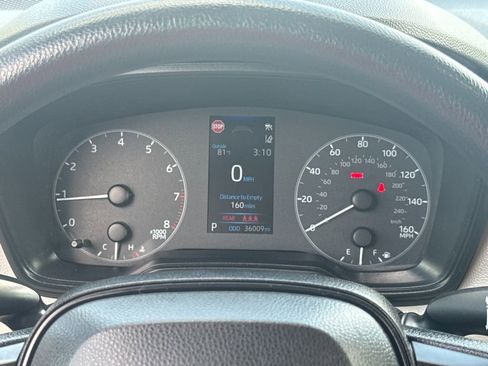 Used 2023 Toyota Corolla Cross L AWD/4WD image 16