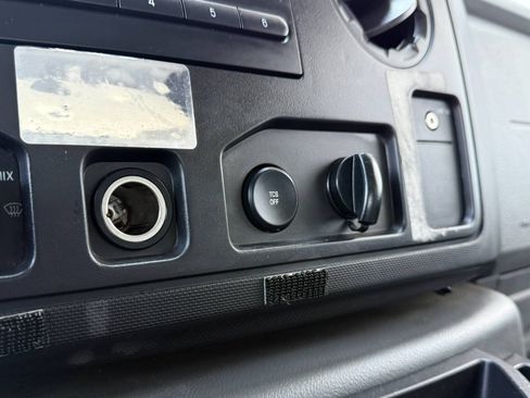 Used 2012 Ford E-150 and Econoline 150 w/ PWR Group RWD image 37