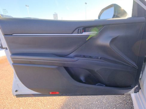 Used 2023 Toyota Camry SE image 26