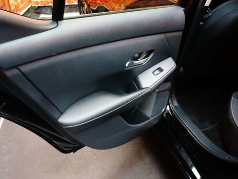 Certified 2022 Nissan Sentra SV FWD image 35