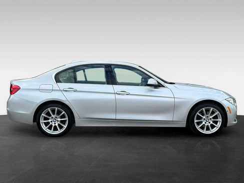 Used 2017 BMW 330i xDrive Sedan image 8
