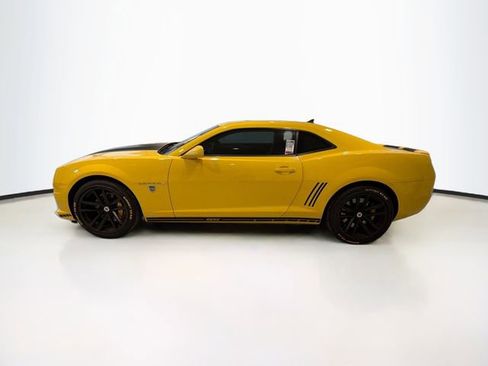 Used 2010 Chevrolet Camaro SS w/ Black Stripe Package image 4