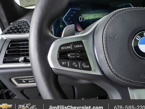 Used 2025 BMW X7 xDrive40i w/ M Sport Package AWD/4WD image 10