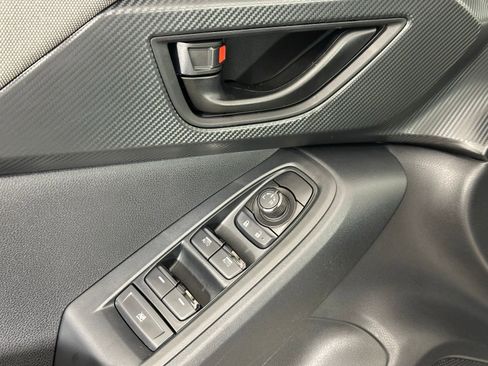 Used 2024 Subaru Crosstrek 2.0i Premium image 35