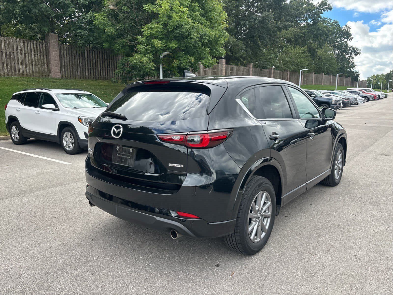 Used 2024 MAZDA CX-5 AWD 2.5 S w/ Select Package image 4