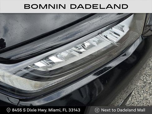 Used 2025 Honda Odyssey Touring image 11