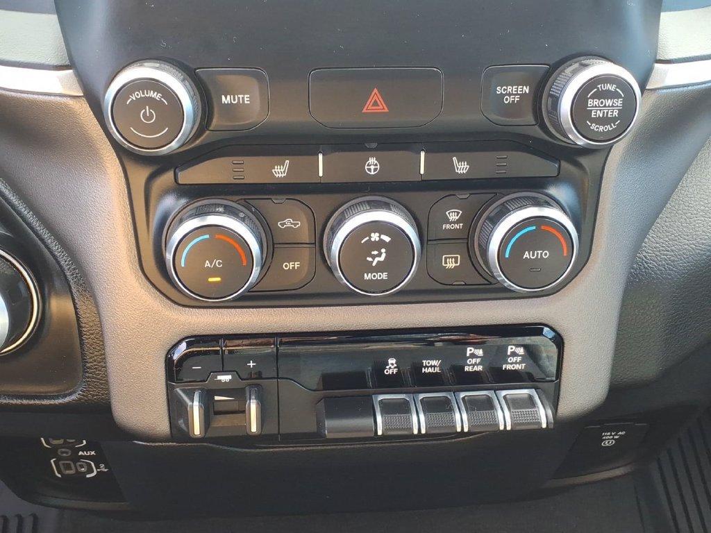 Used 2022 RAM 1500 Big Horn AWD/4WD image 8
