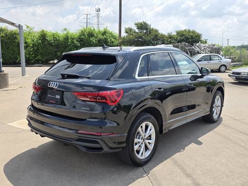 Used 2025 Audi Q3 2.0T Premium w/ Convenience Package AWD/4WD image 5