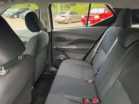 Used 2024 Nissan Kicks S FWD image 28