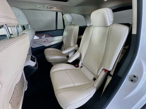 Certified 2023 Mercedes-Benz GLS 450 4MATIC image 25