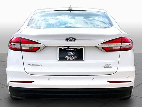 Used 2020 Ford Fusion SE image 5