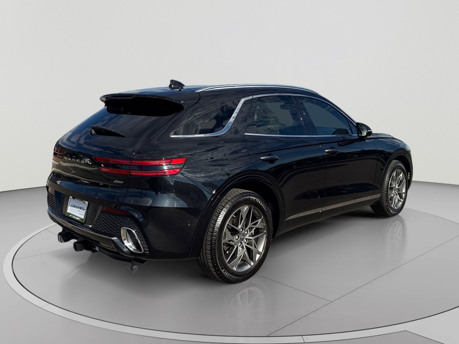 Used 2022 Genesis GV70 2.5T w/ Advanced Package AWD/4WD image 5