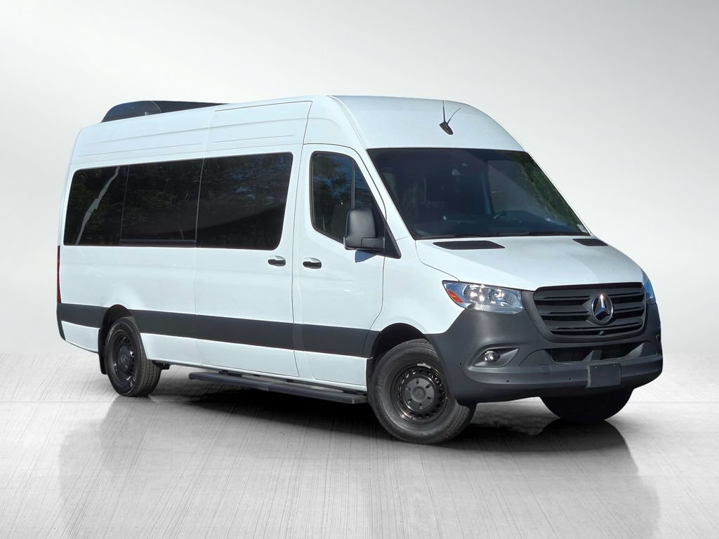 Used 2024 Mercedes-Benz Sprinter 2500 image 1
