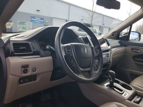 Used 2019 Honda Ridgeline RTL-T image 19