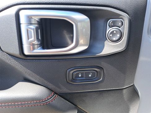 Used 2023 Jeep Wrangler Unlimited Rubicon w/ Cold Weather Group image 22