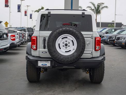 New 2026 Ford Bronco Heritage Edition image 5