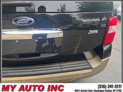 Used 2013 Ford Expedition EL XLT AWD/4WD image 33