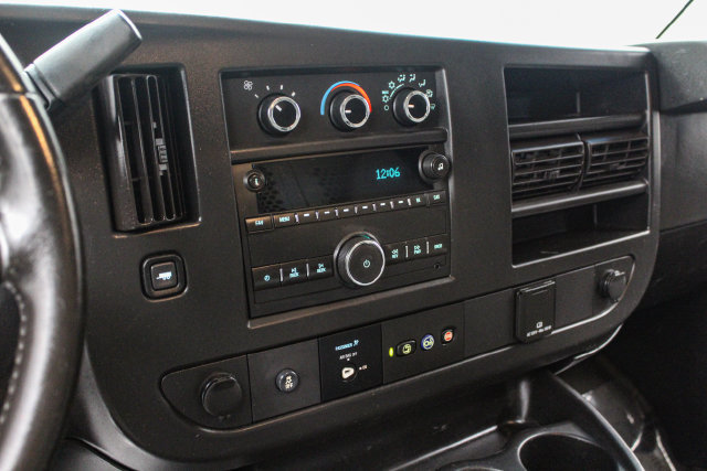 Used 2019 Chevrolet Express 3500 w/ Driver Convenience Package RWD image 23