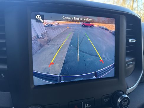 Used 2021 RAM 1500 Big Horn image 17