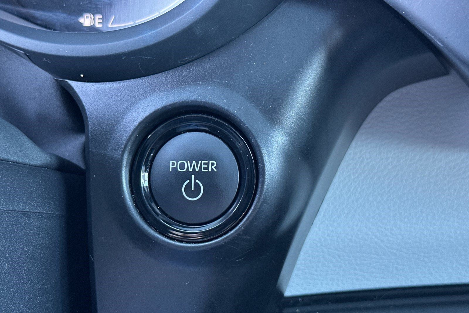 Used 2026 Toyota Sienna XLE FWD image 18