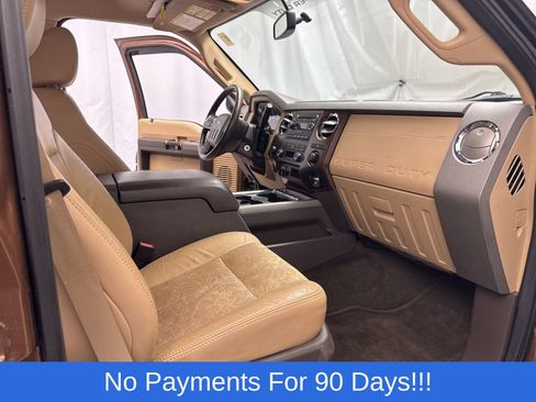 Used 2011 Ford F250 Lariat w/ Camper Pkg image 31