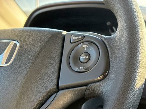 Used 2015 Honda CR-V LX image 27