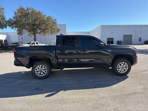 Used 2024 Toyota Tacoma SR5 image 6