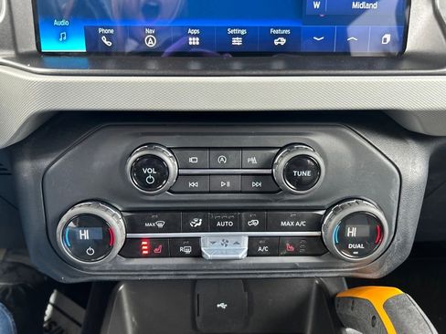 Used 2023 Ford Bronco Badlands w/ Sasquatch Package image 30