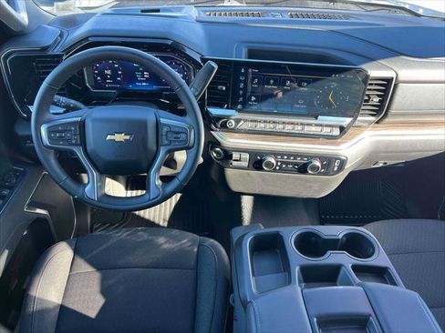 Used 2026 Chevrolet Silverado 1500 LT image 12