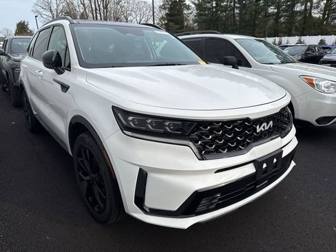 Used 2023 Kia Sorento SX image 2